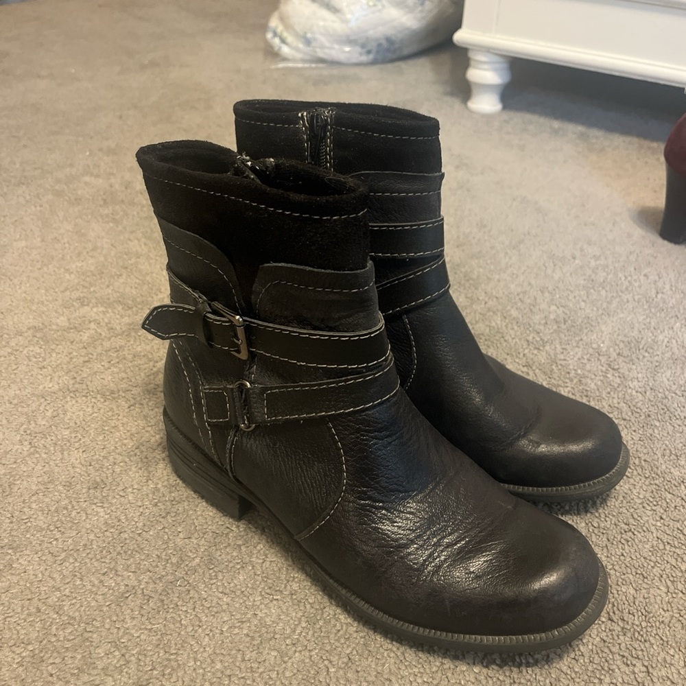 Stylish Black Leather Ankle Boots